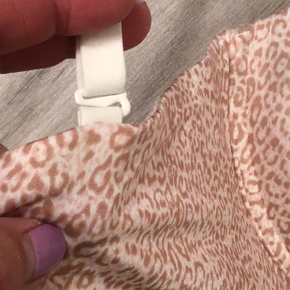 Like New Maidenform Padded Push Up - 40D - Picture 7 of 9